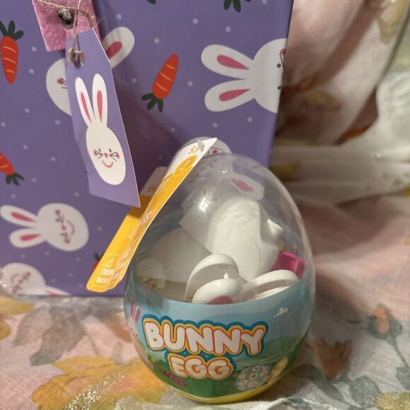 HAPPY EASTER  HEAVY CARDBOARD  GIFT BOX/ BASKET FOR KIDS WITH BUNNY EGG - Picture 2 of 5